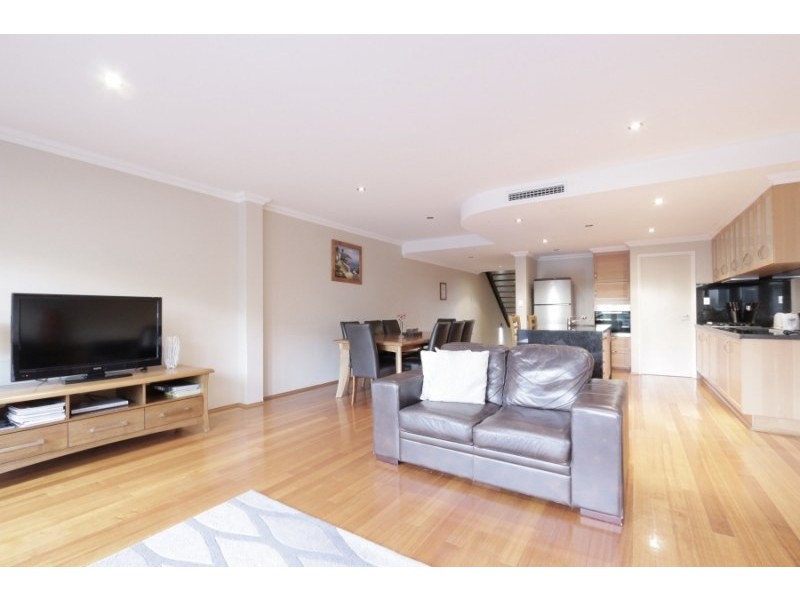 1/15 Florian Mews, Mandurah WA 6210