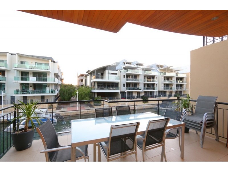 1/15 Florian Mews, Mandurah WA 6210