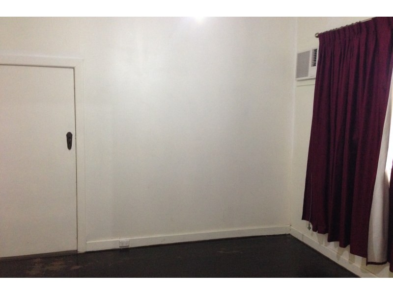 318 Railway Parade, East Cannington WA 6107