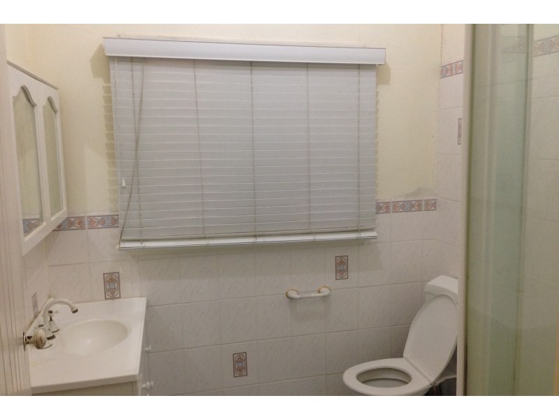 318 Railway Parade, East Cannington WA 6107