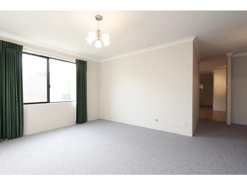 12 Headley Place, Bayswater WA 6053