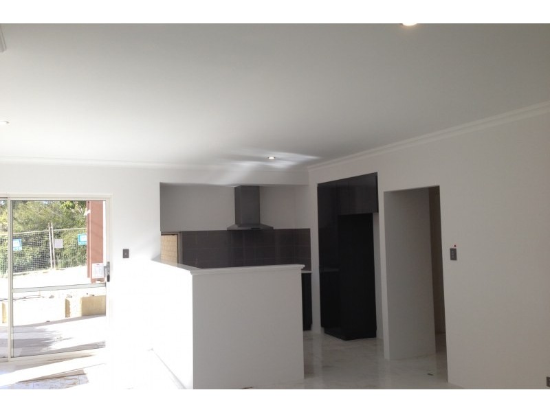 136B Walderton Avenue, Balga WA 6061