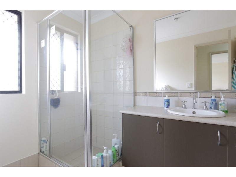 2/181 Manning Road, Bentley WA 6102