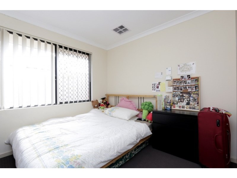 2/181 Manning Road, Bentley WA 6102