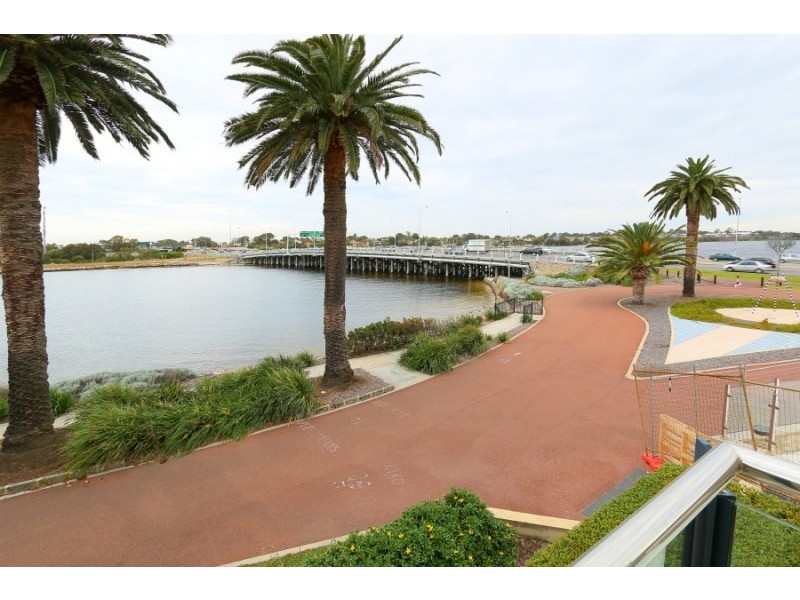 E201/70 Canning Beach Road, Applecross WA 6153