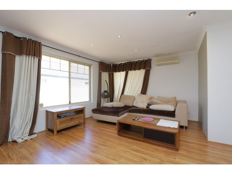 B/11 Chester Street, Belmont WA 6104