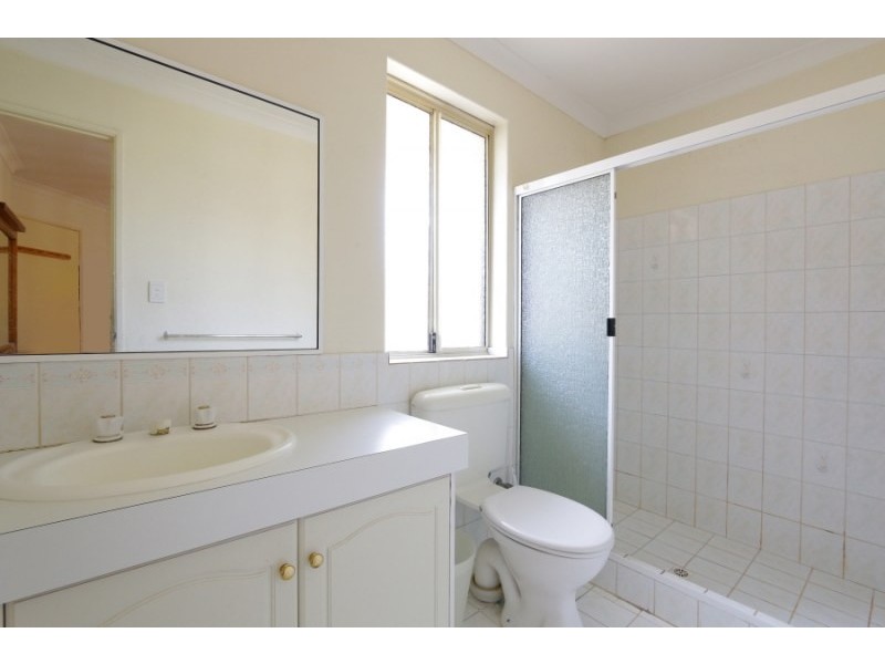 B/11 Chester Street, Belmont WA 6104