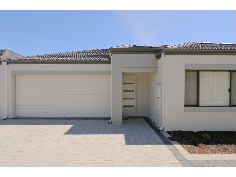 2/20 Mason Street, Cannington WA 6107