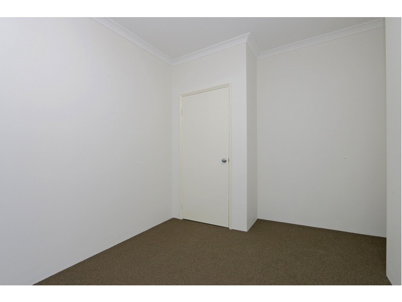 2/20 Mason Street, Cannington WA 6107