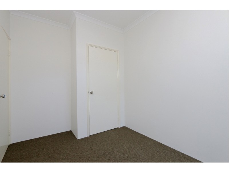 2/20 Mason Street, Cannington WA 6107