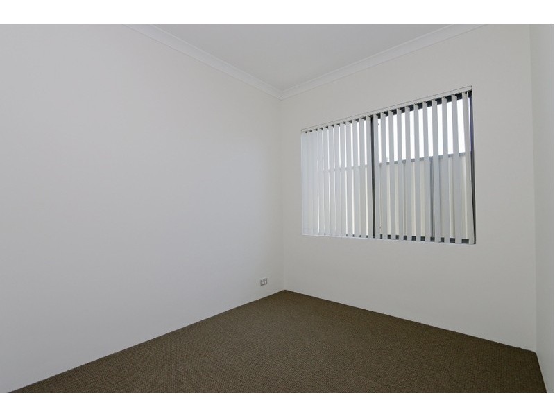 2/20 Mason Street, Cannington WA 6107