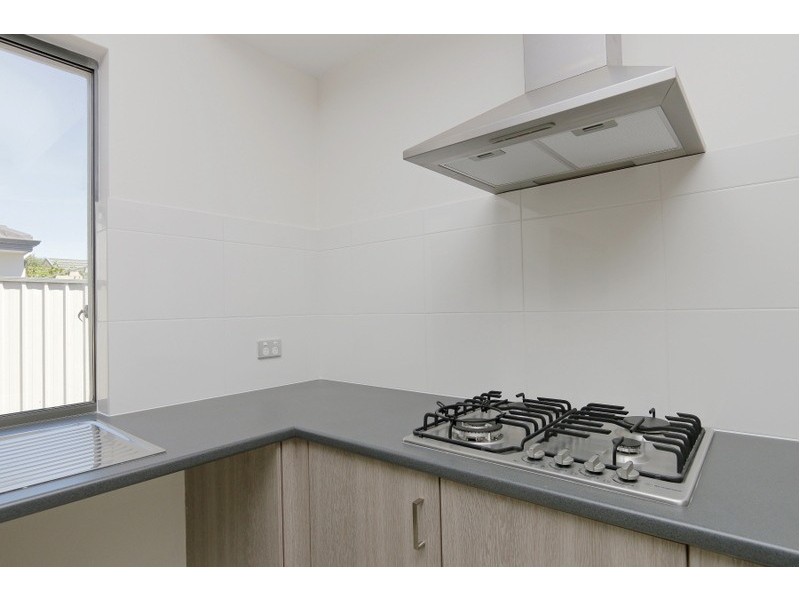 2/20 Mason Street, Cannington WA 6107