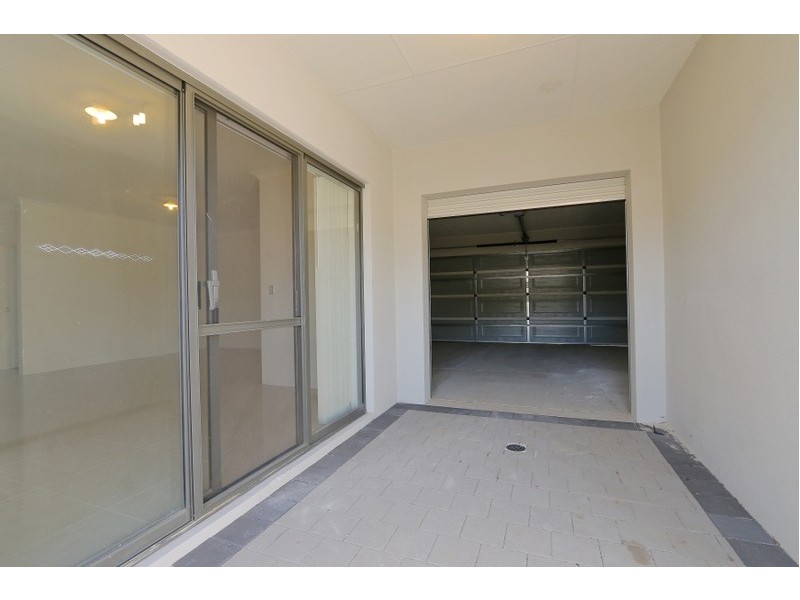 2/20 Mason Street, Cannington WA 6107