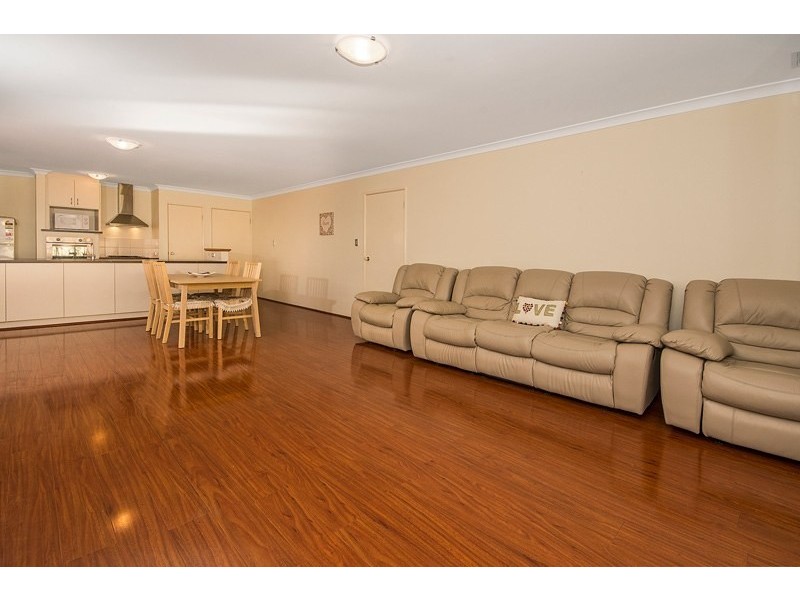 6 Burdekin Vista, Hammond Park WA 6164