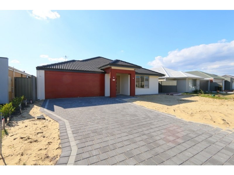 8 Poseidon Road, Byford WA 6122