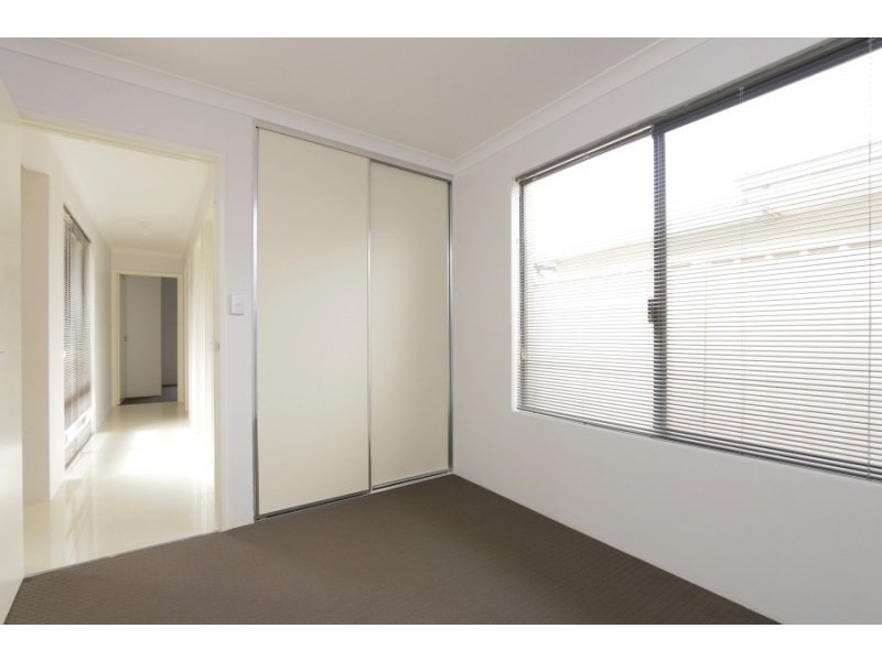 33a Arthur Street, Kewdale WA 6105