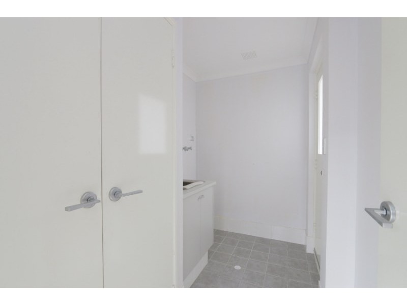 33a Arthur Street, Kewdale WA 6105