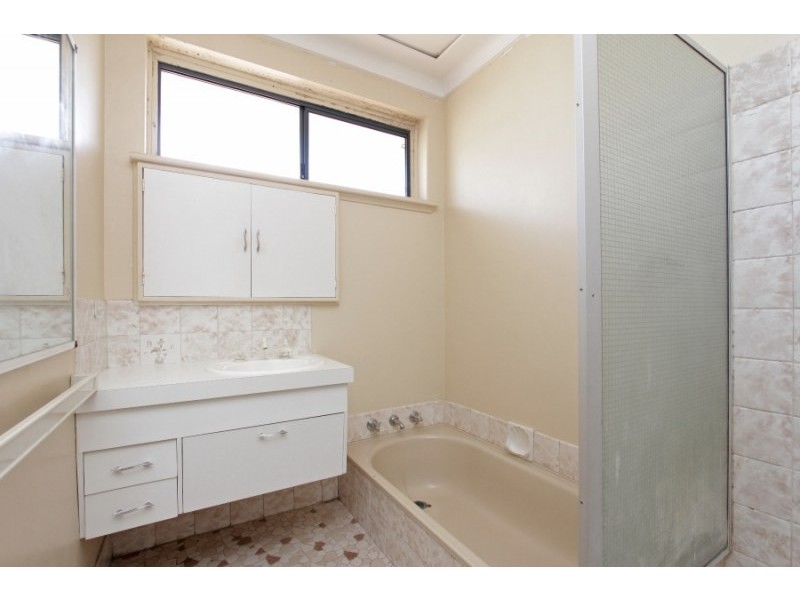 55 Lyndhurst Street, Dianella WA 6059