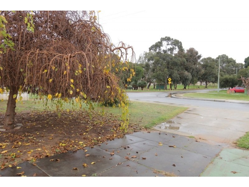 21 Macmorris Way, Spearwood WA 6163