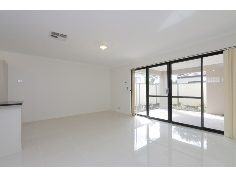 2/48 Gardiner Street, Belmont WA 6104