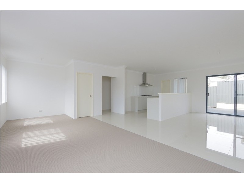 2/53 Lord Street Street, Bentley WA 6102