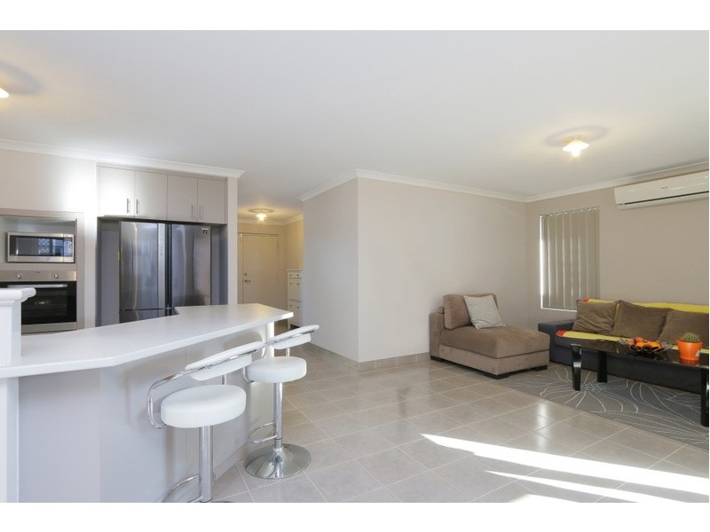 1/114 Gerard Street, East Cannington WA 6107