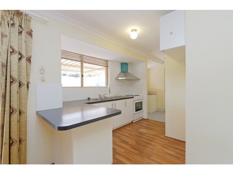 6 Tablo Court, South Lake WA 6164