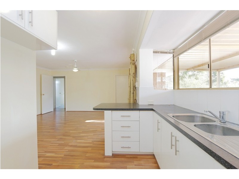 6 Tablo Court, South Lake WA 6164