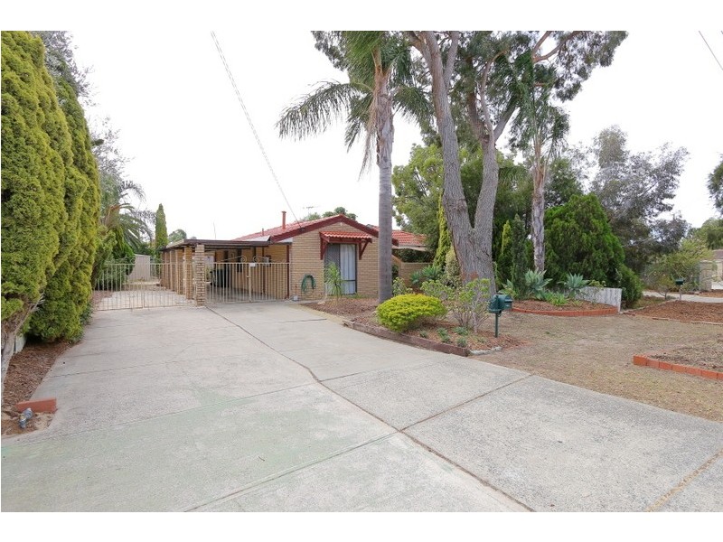 10 Ullswater Place, Balga WA 6061