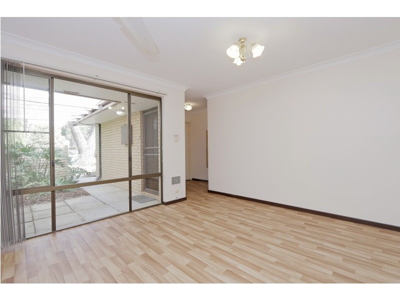 10 Ullswater Place, Balga WA 6061