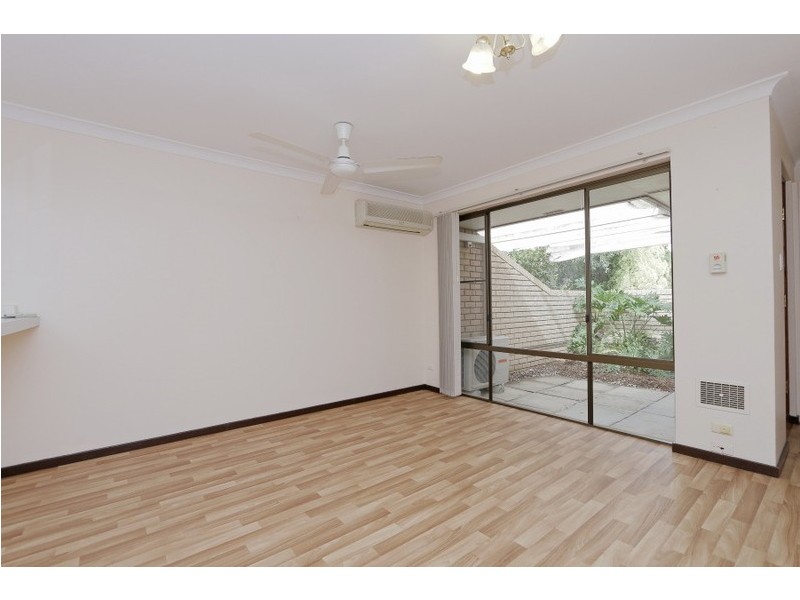 10 Ullswater Place, Balga WA 6061