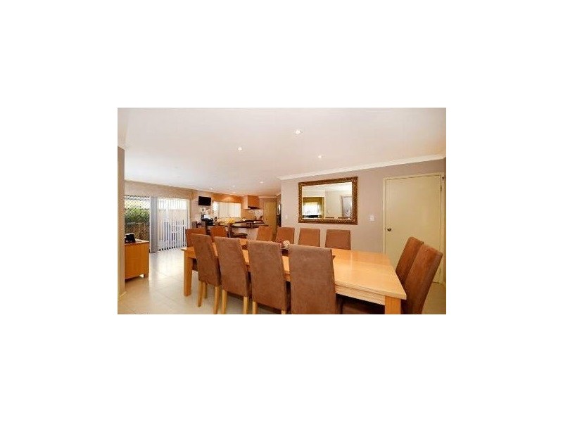 12 Banksaddle Place, Dianella WA 6059