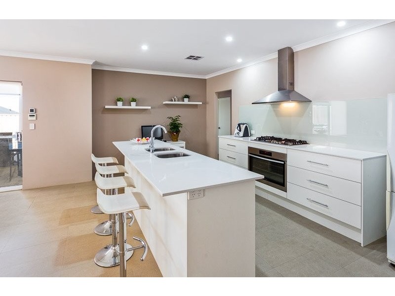 21 Pinelle Parkway, Aubin Grove WA 6164