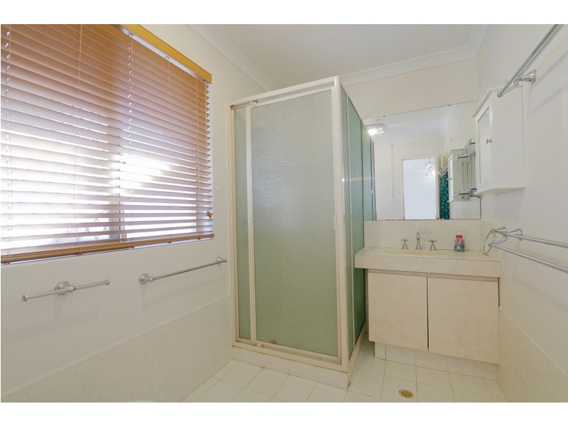 27 Green Croft Gardens, Leeming WA 6149