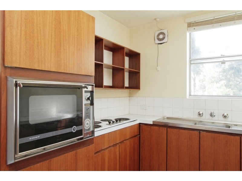 Level 1/17/16 Leeder Street, Glendalough WA 6016