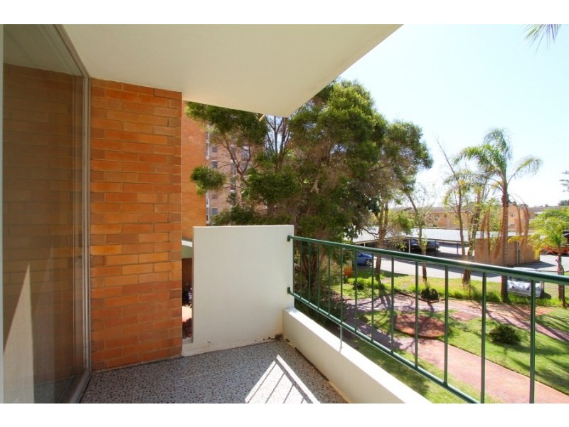 Level 1/17/16 Leeder Street, Glendalough WA 6016