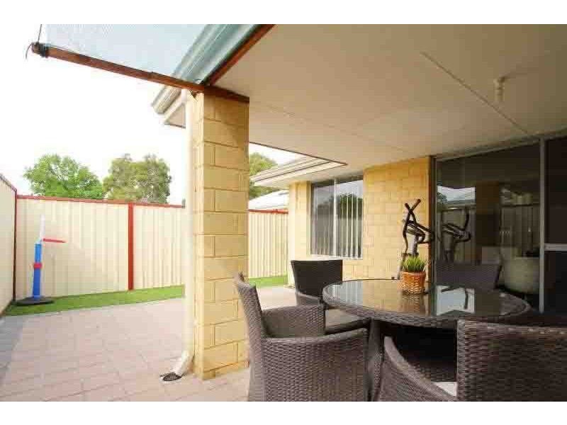 2/114 Gerard Street, East Cannington WA 6107