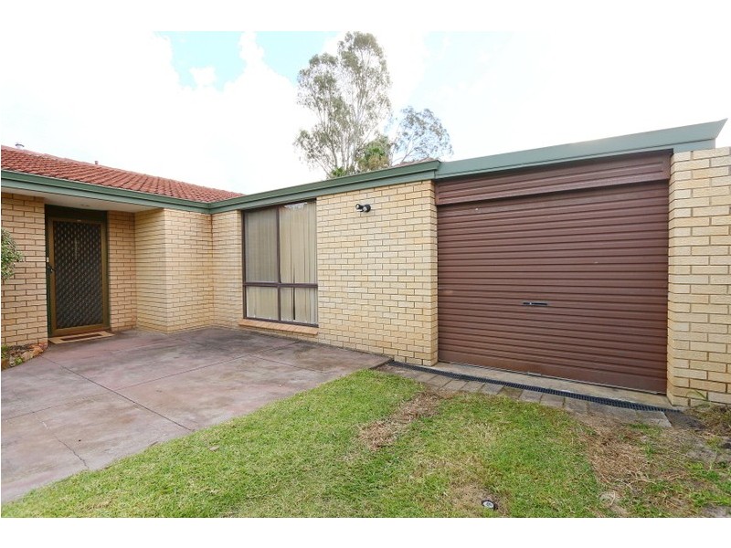 7 Hughenden Drive, Thornlie WA 6108