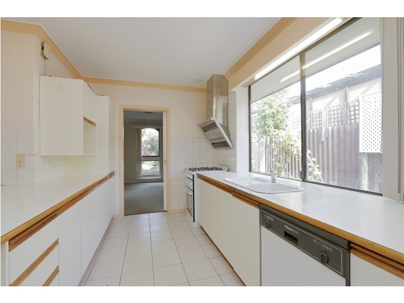 7 Hughenden Drive, Thornlie WA 6108