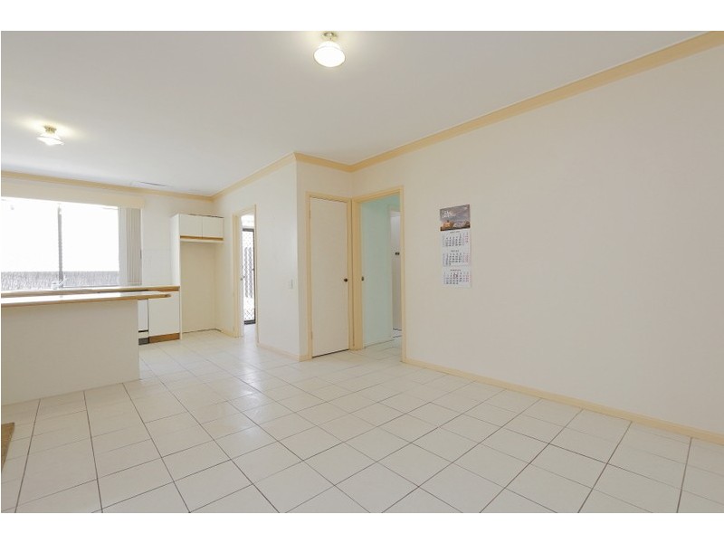 7 Hughenden Drive, Thornlie WA 6108