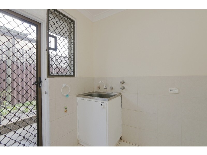 7 Hughenden Drive, Thornlie WA 6108