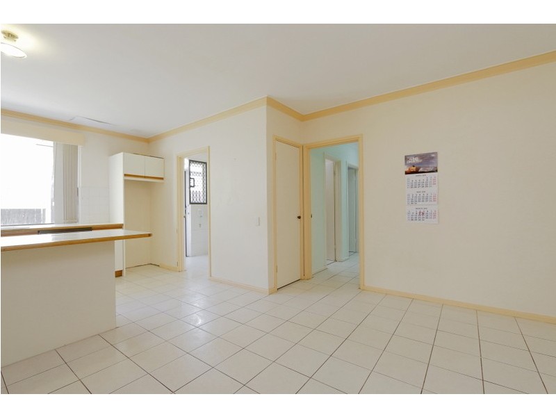 7 Hughenden Drive, Thornlie WA 6108