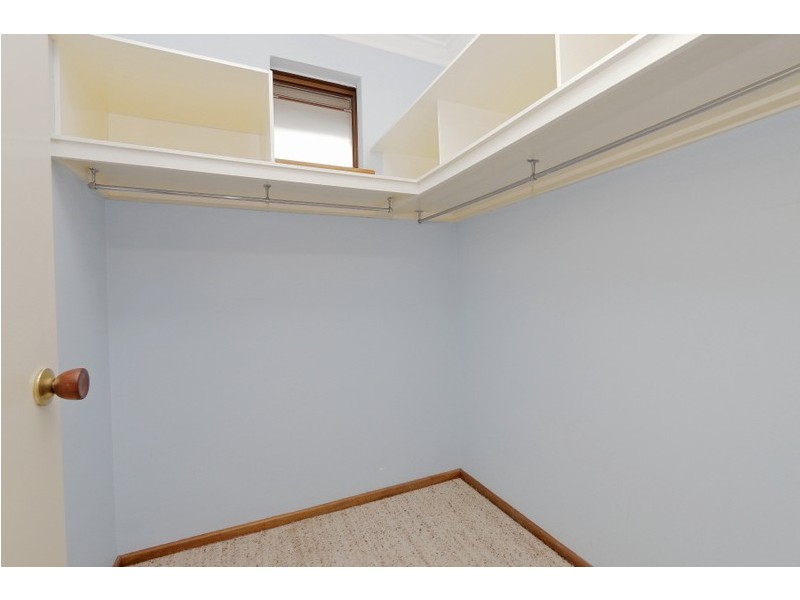 7 Hughenden Drive, Thornlie WA 6108