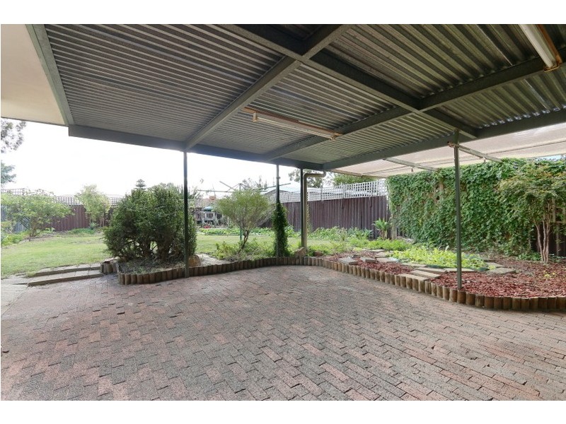 7 Hughenden Drive, Thornlie WA 6108