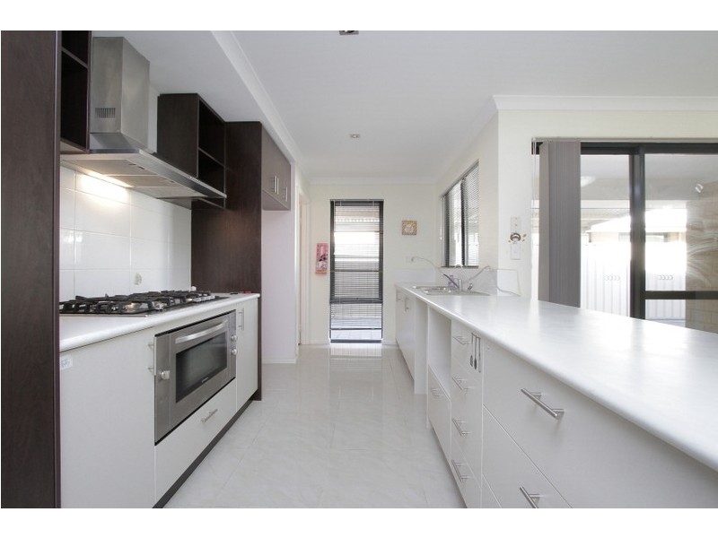 10 Normanby, Success WA 6164