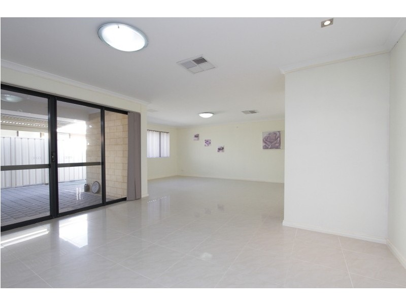 10 Normanby, Success WA 6164