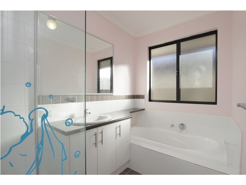 10 Normanby, Success WA 6164