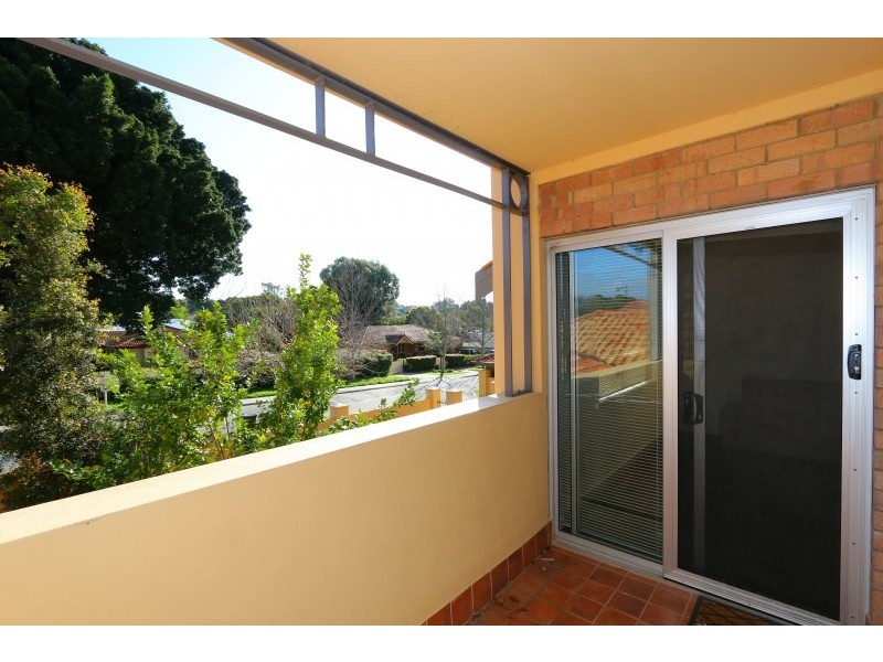 26/4 Juliet Road, Coolbellup WA 6163