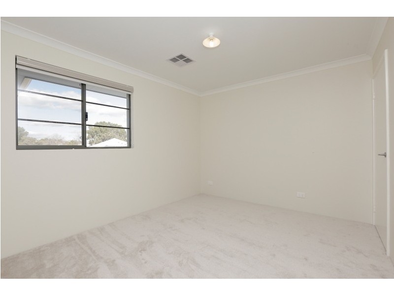 19 Chambri Chase, Success WA 6164