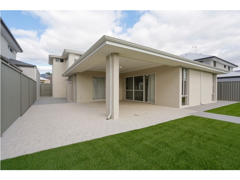 21 Chambri Chase, Success WA 6164